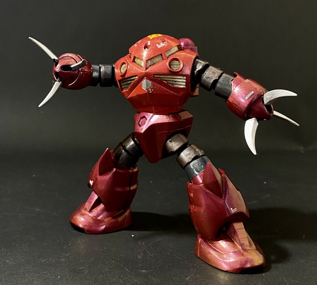 コーションの貼る場所がイマイチ分からないのでテキトーに貼りました😆