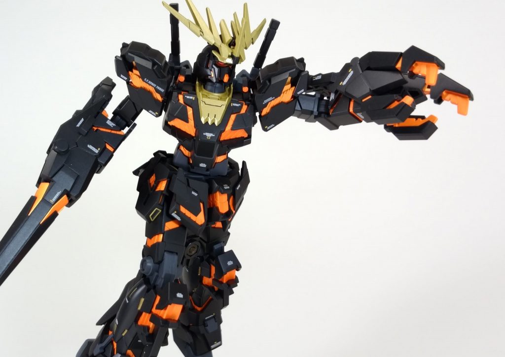 HGUC バンシィ(DM)–4枚目/制作者：しろもももぐ