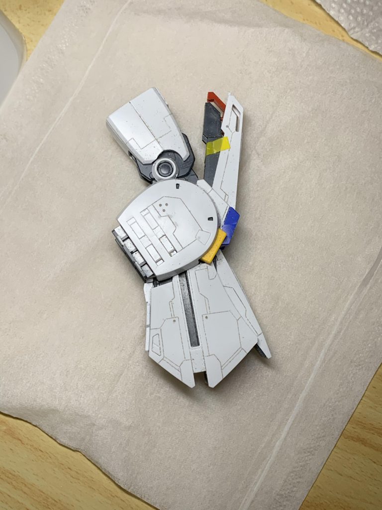 現在作成中のZZガンダムver.kaの一部をご紹介。ディテールマシマシにして作成してます^ ^かなり骨太キットですが素組みでカッコいい機体です。早く完成させたいです。