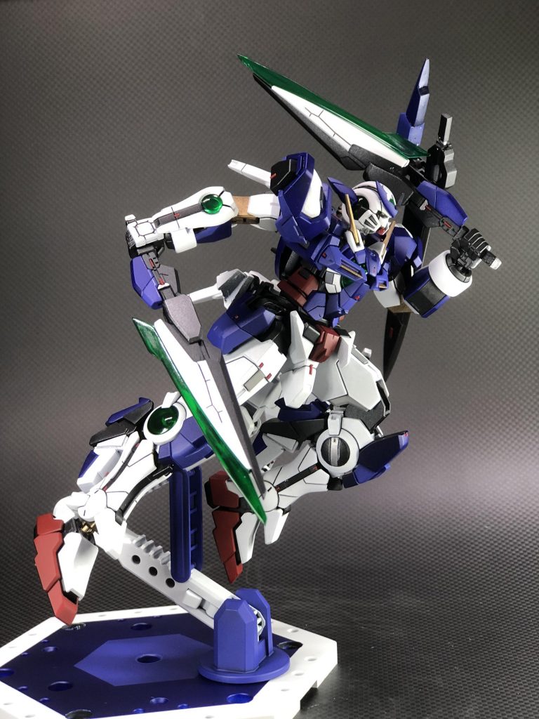 GNブレイド×2こちらの刀身もMGからもぎ取って一刀両断しております。