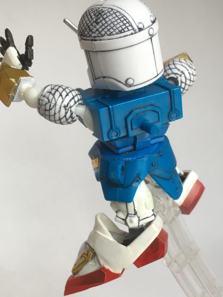 今回の肩可動は球体ジョイントミニを使用。胸部内に埋め込み。前後上下に可動します。