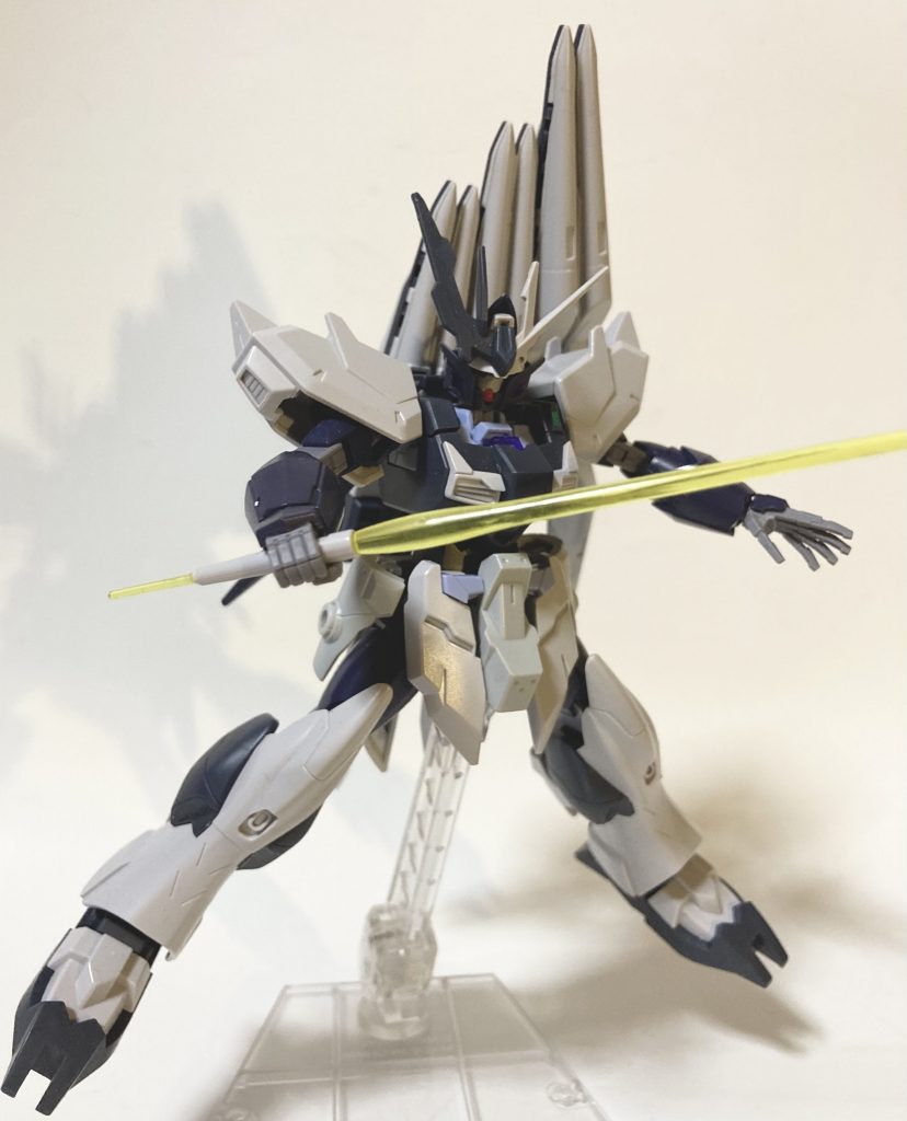 サーベル！アスタロトはレッサーデーモン、フェイクニューはガーゴイル、みたいな。悪魔感が手前味噌ながらイカす。