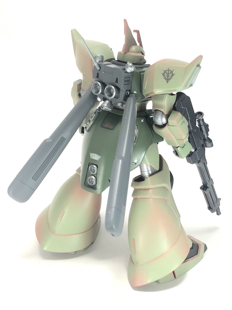 隠蔽力が強いから下地に影響される事なく安定して発色してくれます。