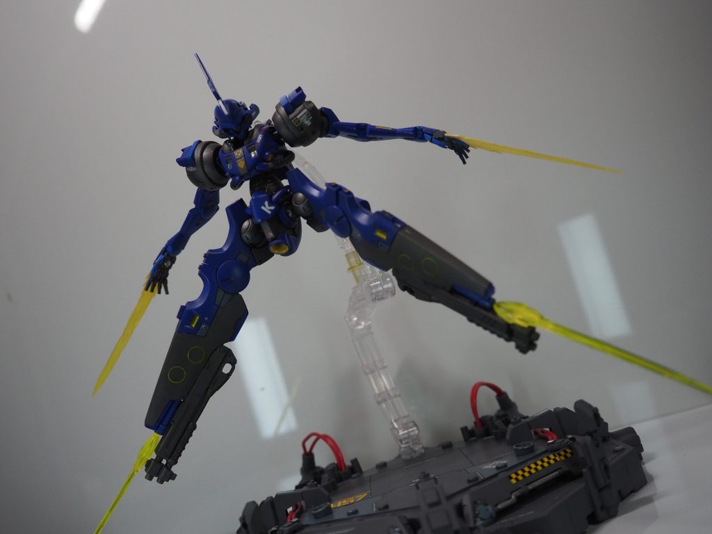 武装をパージしても通常機よりも戦闘性能に関しては上なので設定どおり強襲機としてしっかり成り立たせれたと思ってます😉