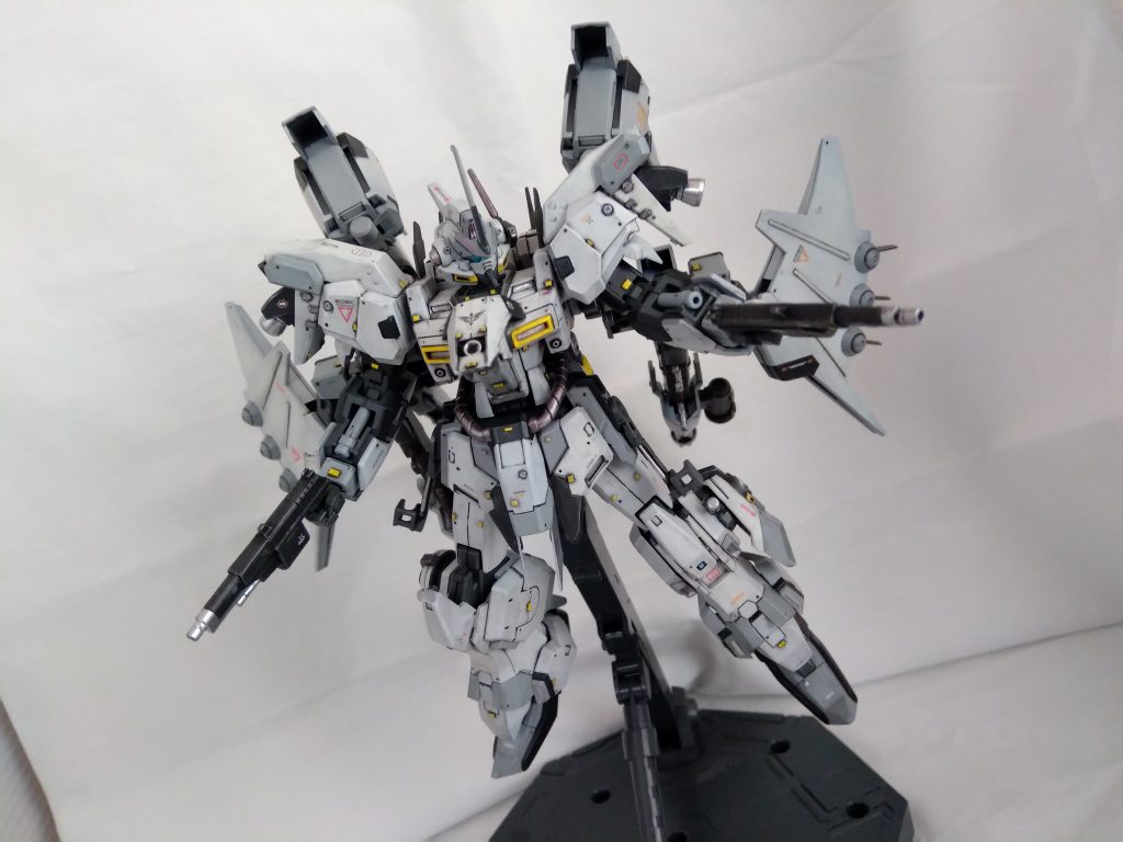 背景や照明でどれ程写真が変わるのか試してみました。すごい変わるんですね…。安いスマホのカメラでもこれだけ変わるんだから、やっぱり撮影はちゃんとお勉強しないとダメっぽいですね。