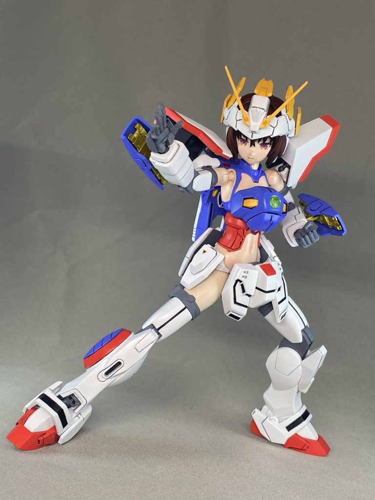 なんかそれっぽい構え。ところで、バトルモードって本編の印象薄いですよね。正直本編見返すまで、存在忘れてました。ノーマル→スーパーに一気に変わるもんだと思いこんでました。