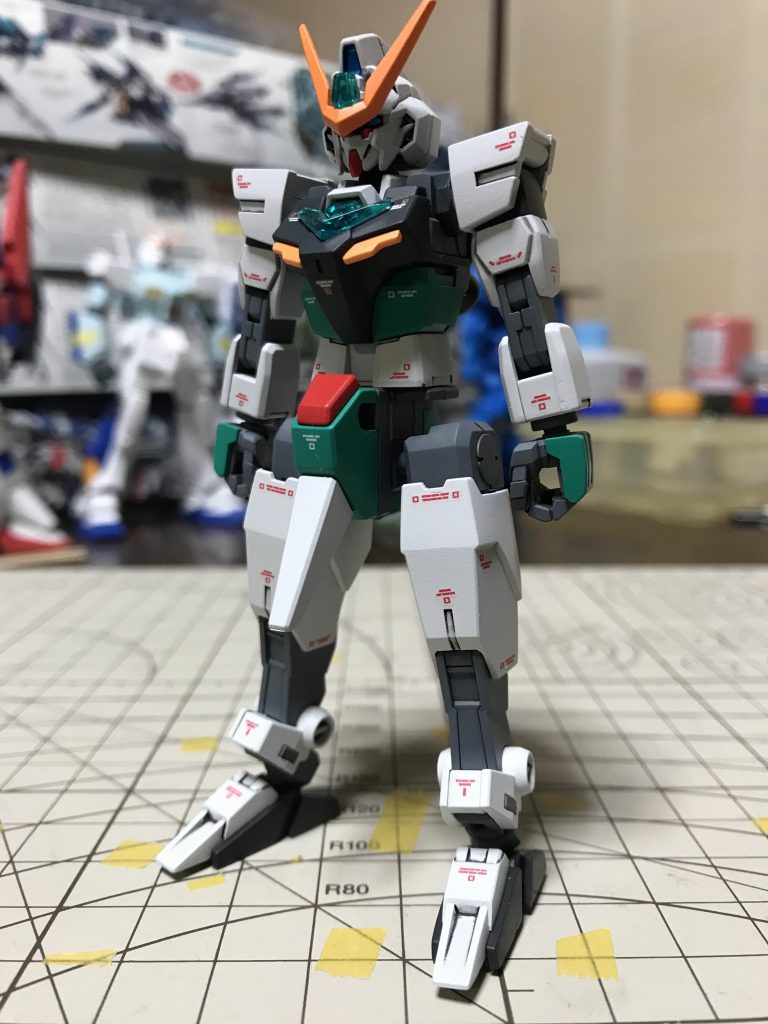 中の人？斜め前になります。アーマーに合わせた配色にしたら何か変になりました。