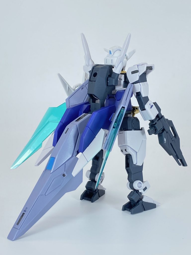 キョウヤが扱うことを想定してコアガンダムⅡ G3カラーをベースに極限にまで反応速度を高めたセッティングが施されている、言わばXラウンダー用のコアガンダムである。