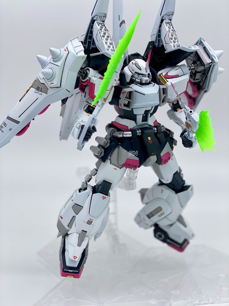 キメポーズですかね?( ̄▽ ̄)近寄ったらひどい目にあうよ的な感じでミサイルも打てる状態です( ̄▽ ̄)