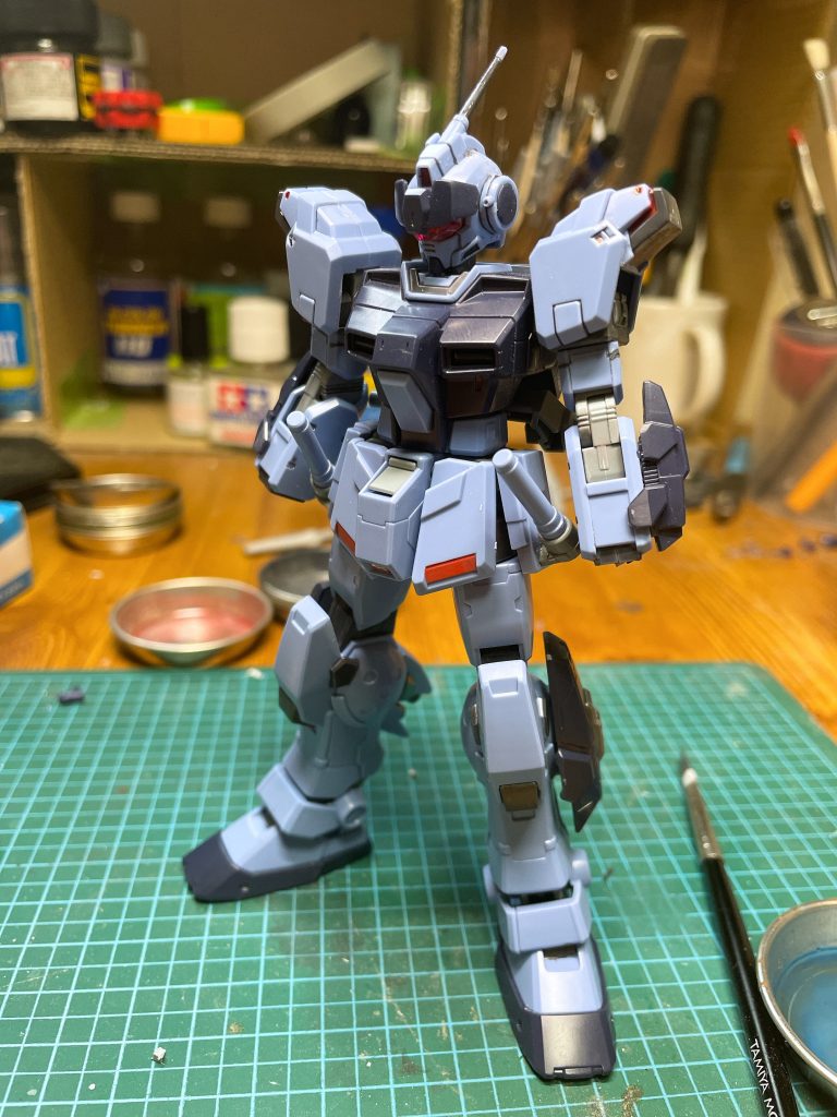 スミ入れ&デカール貼る前(一部スミ入れ済みツヤ消しと少しのデカール、スミ入れでも雰囲気大分変わるから楽しい