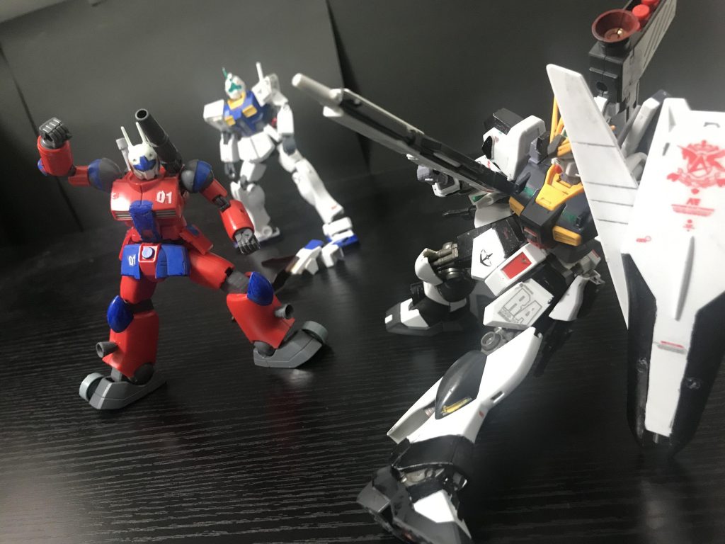 ???「#@/##b@__」νsガンダム「ちぃ!」