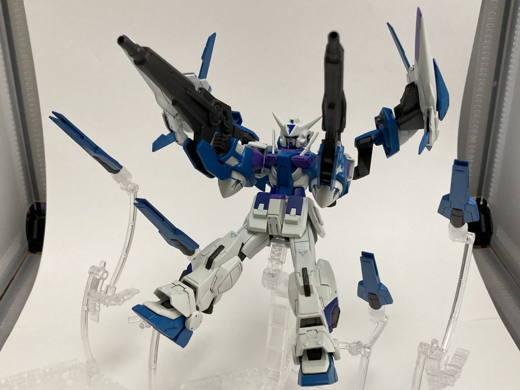 オマケで前回載せきれなかったフルバースト‼️ポージングって思ったより難しいんですね😅全然迫力がないw  練習あるのみですね😊ただの作業工程なのに最後まで見てくださった方、本当にありがとうございます‼️🙏✨素人ながら頑張って制作したのがが伝わってくれれば嬉しいです🥰それではまた( ´ ▽ ` )ﾉ( ´ ▽ ` )ﾉ〈追記〉