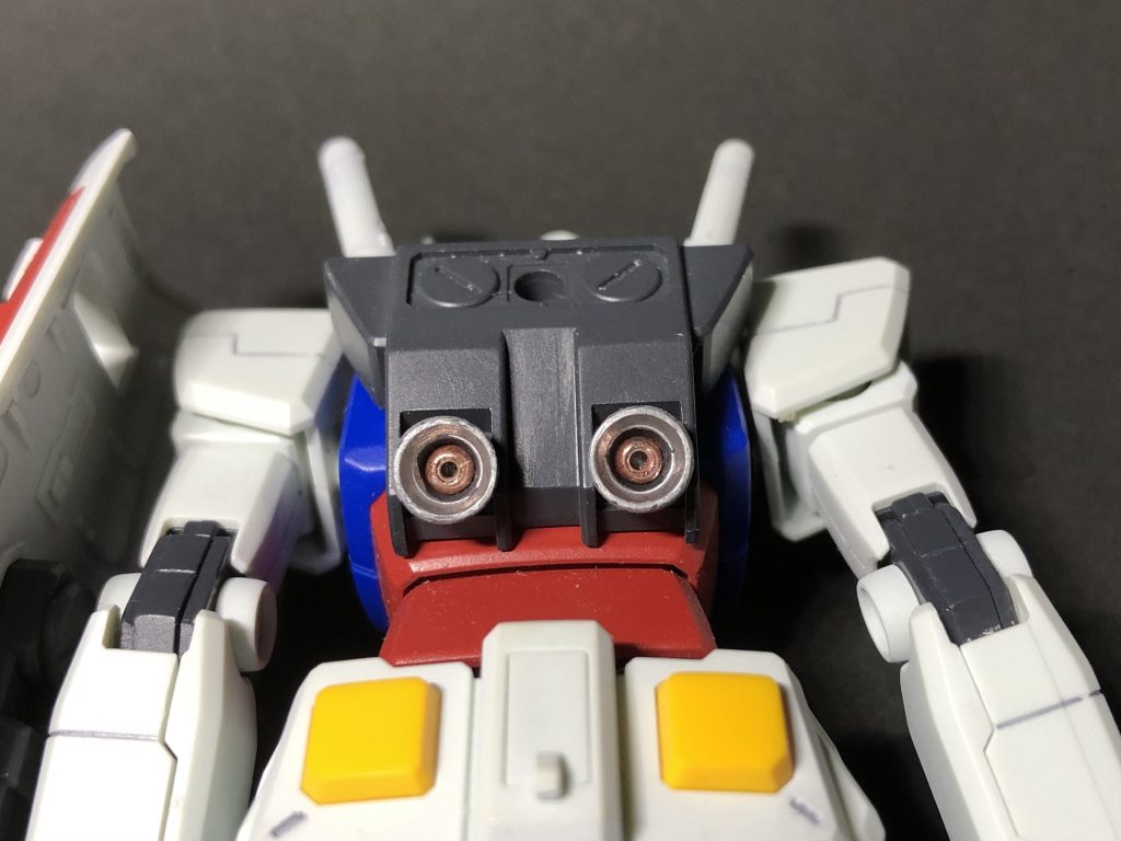 バーニアにもビーズを接着してみました。以上、おしまい