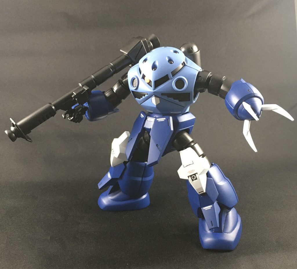 終わりです、ズゴックって初めて作りましたがかっこいいですね、ポージングはどうしたらいいかわかんなかったですがあと足の間接はヘタレてきたので、パーマネントマットバーニッシュを塗布しました、結構固くなりましたね