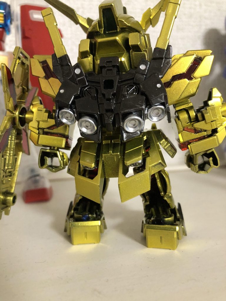 バックパックはガイアのガンメタルで塗りました。色合いがほぼチョコレートです。