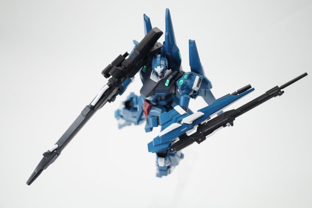 シールドにライフルをつけてるの好き