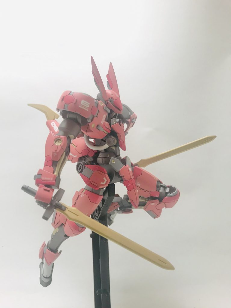 劇中では出番が少なかったですが大好きな機体です。プラモのできもトップレベルにいいですね。