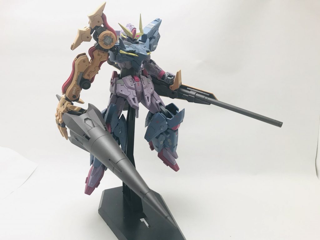 武器がデカすぎて撮影ブースの限界が見えてます笑 撮影は苦手です。