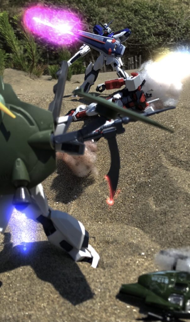 次回投稿予定作品「アングリフスガンダム」と交戦するウィンダム・エクストラパックF。