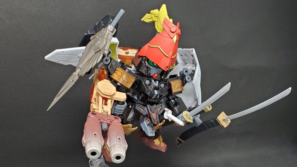 シラサギとオデンアームズを同時に装備することで、官兵衛はムシャワールドのハリマエリアとHYOGOの播磨エリア、二つの播磨の力を得る。