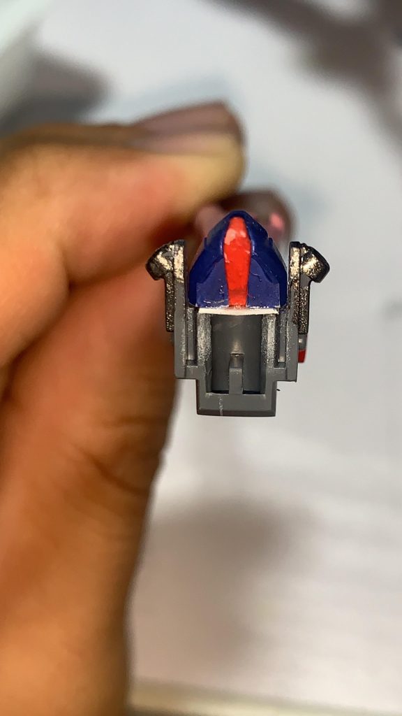 顔をちょっと前に出しました。