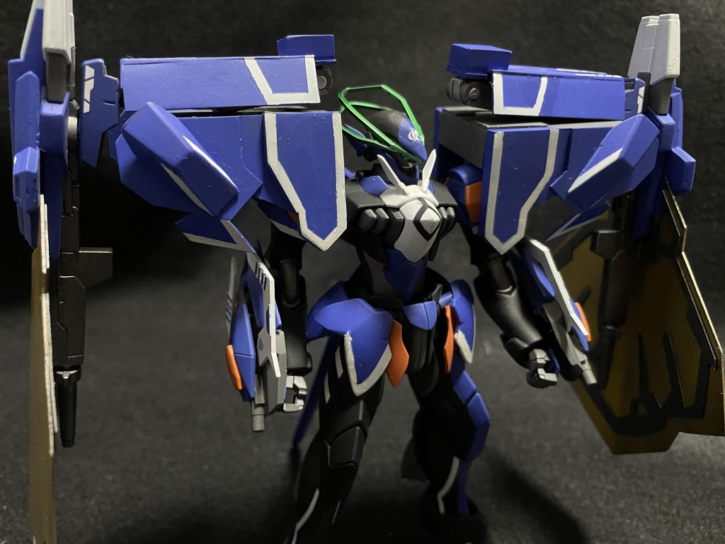 今回プラ板で自作したパーツがかなり目立つ場所かつ量も多かったので粗が目出ちました。塗装もなかなか汚いのがわかります。めちゃくちゃ課題が見えた感じです。