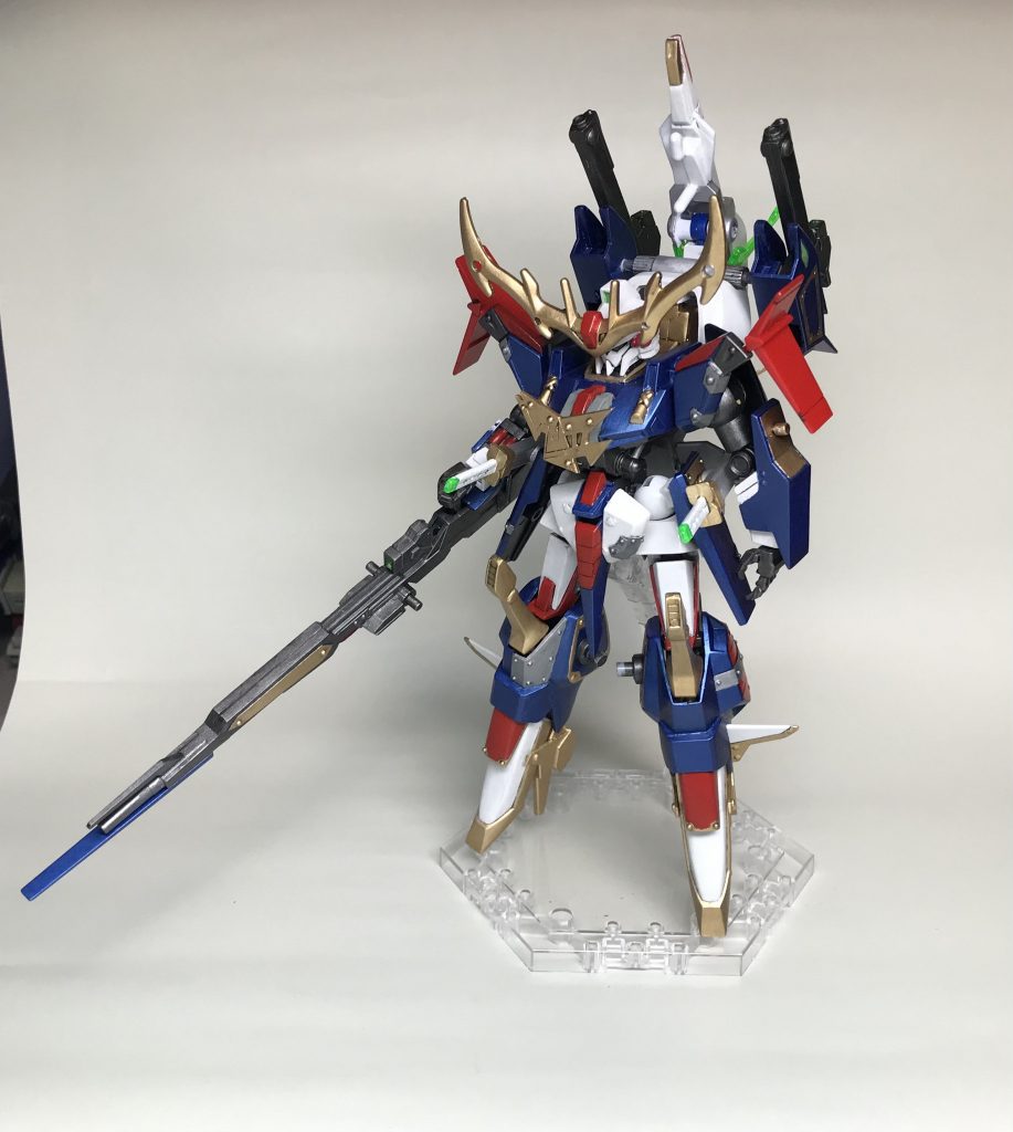 リアル形態。SD⇄リアルの変形方法は元キットと同じです。