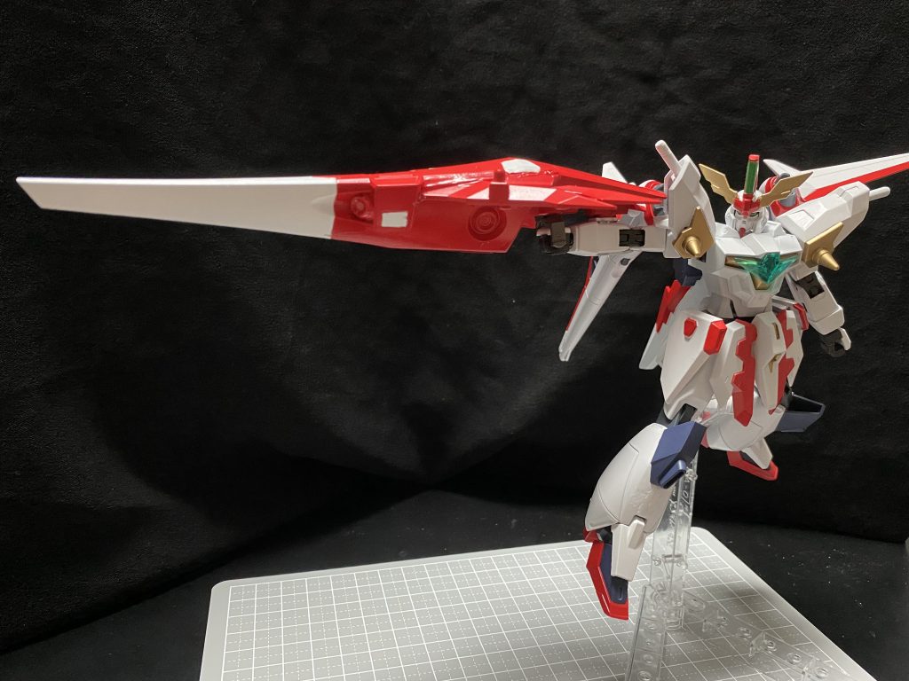 荒ぶるSEEDのポーズ!この位置で重さに負けないイージスナイトの関節は優秀だと思います。(腕はジャスティスナイト)