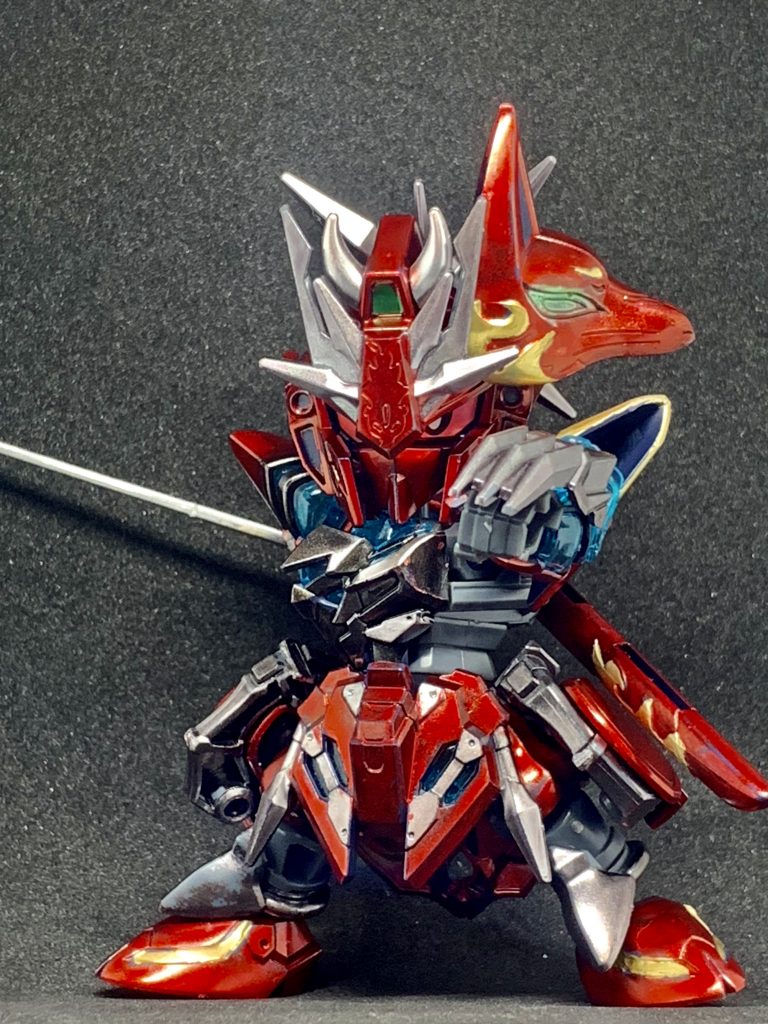 赤はロイヤルメタレッド武装はガンメタとメッキシルバー 