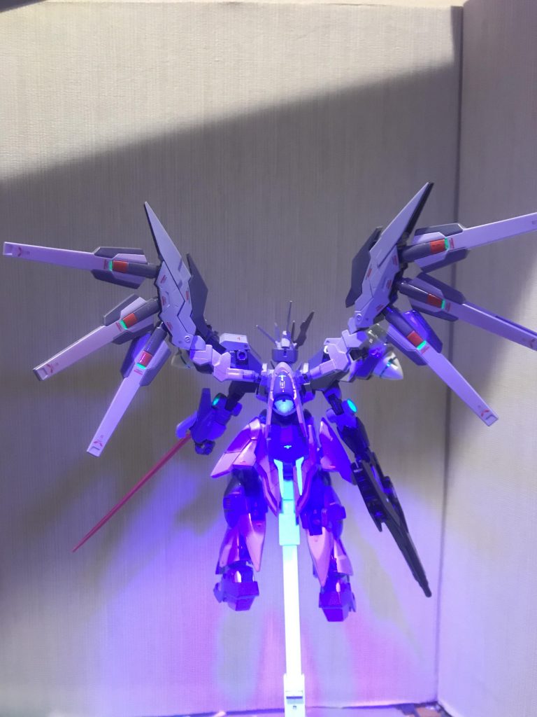 最後までご覧いただきありがとうございました。アルテミスはギリシャ神話に登場する狩の女神様で、セレーネ(満月の女神)、ヘカテ(冥界の女神)と同一視されてるとの事でモチーフにさせて戴きました。作っていて色々アクシデントがありましたが、まだ未完成なので完成させたいと思います。コアガンダム楽しめました。ガンプラの進化を実感できた機体でした。