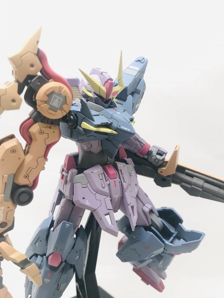 全体的にディテールアップしました。うるさくなり過ぎないよう調整したつもりです。色も正しい設定から外れすぎない範囲でオリジナリティをだしました。