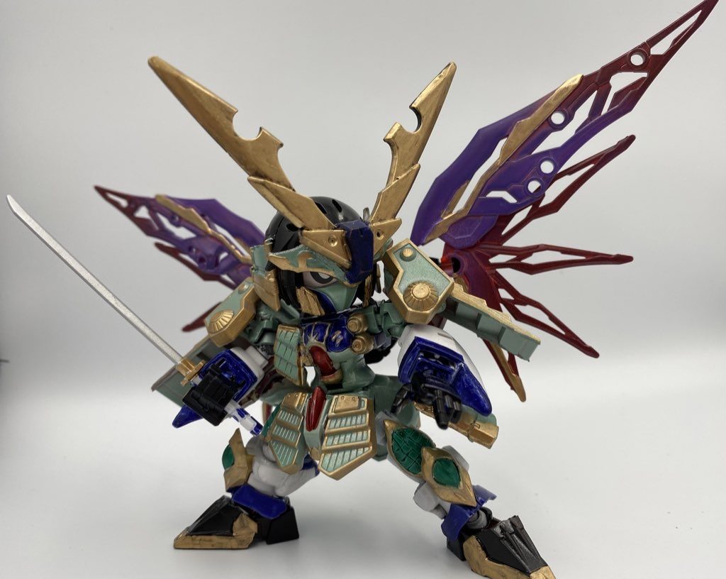 【夜蝶モード】司馬懿デスティニーの翼をグラデ塗装しました。