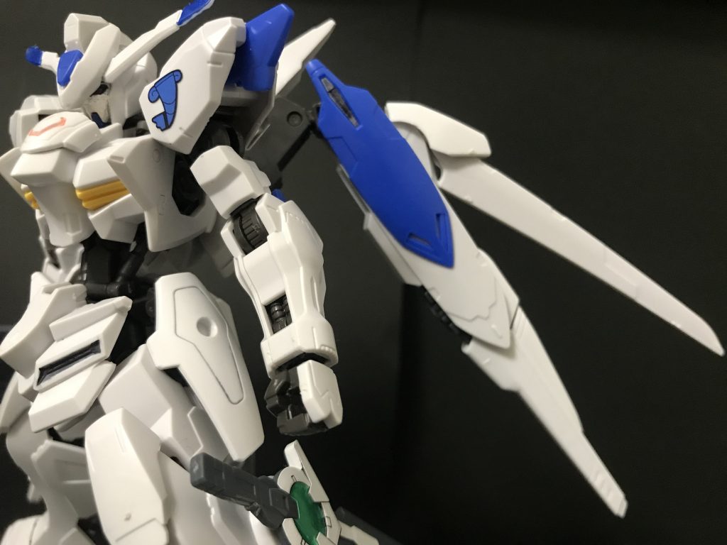 形状がとても変わっております、と言っても細かな変化ですのでたいして変わらないかと