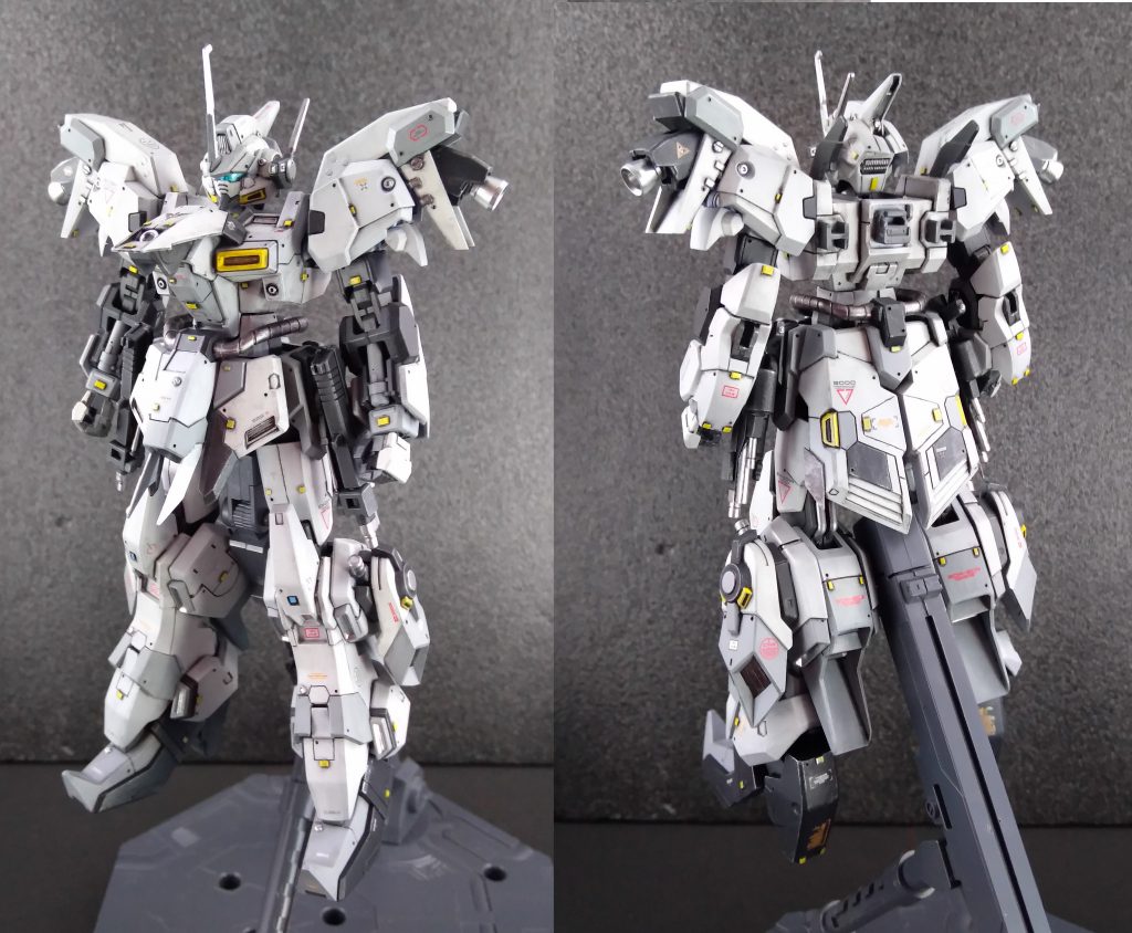 バックパックやオプションを外した素の状態です。適当で汚いスジボリがだだ見えですｗ