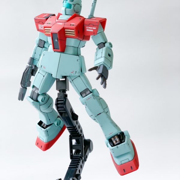 HGUCジムを簡単筆塗り部分塗装で仕上げました