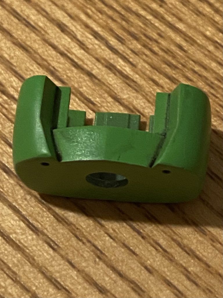 わかりにくいですが、腹周りエポパテで膨らまし。メタボ。