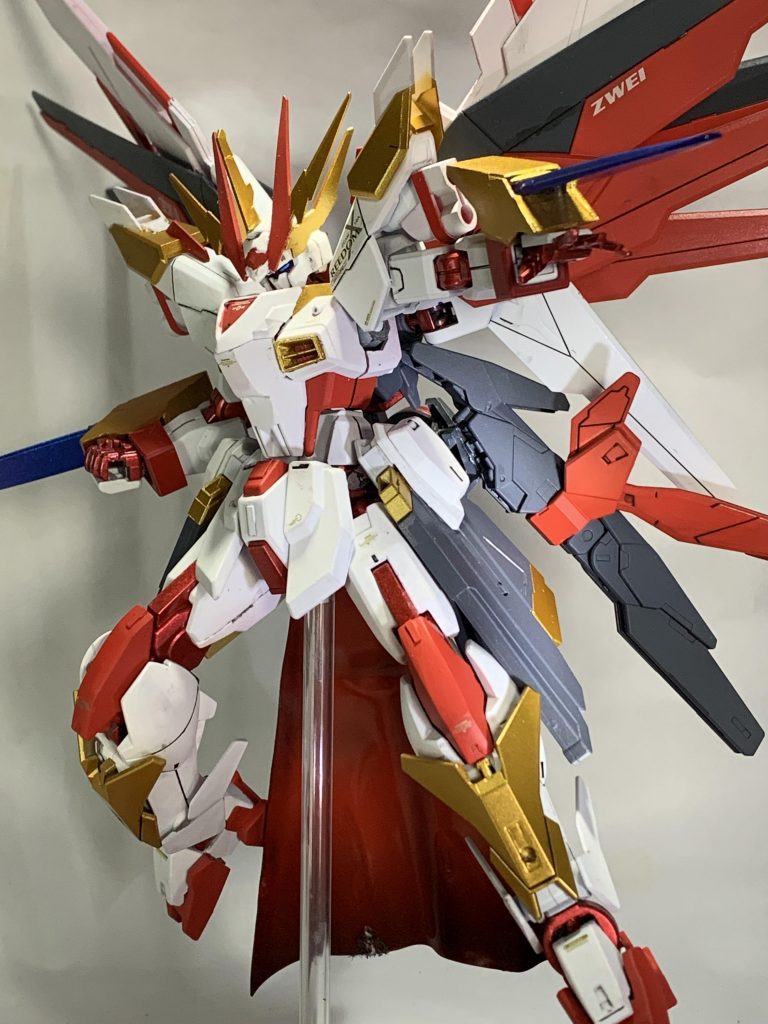 閲覧ありがとうございますガンダムダブルオースカイメビウスとフリーダムガンダムをベースに竜人をイメージして作成しましたダブルオー系列なのにドライブをオミットするという思い切った改造でしたがコンセプト通りにはなったのでほっとしてますww