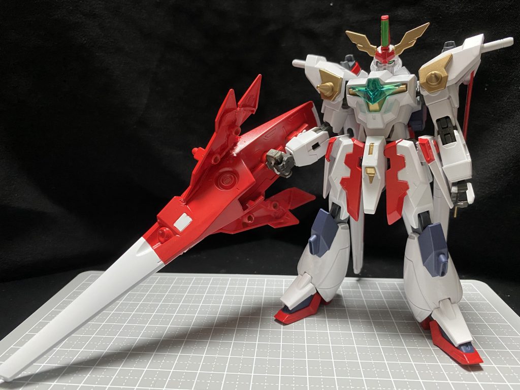 キマリストルーパーからデストロイヤーランスをいただいて、大型のシールドランスとしました。ゼルトザームのフォールディングデストランチャーのような高威力の攻撃に対しては、先端を地面に突き刺して全力防御体勢を取ることも可能です。