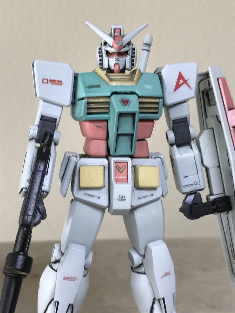 今回 セイラマスオ専用カラーセット 01を エアーブラシで 塗装しました。エアーブラシで  塗装出来るか 不安に なりましたので ガイアノーツに 電話して 確認しました。