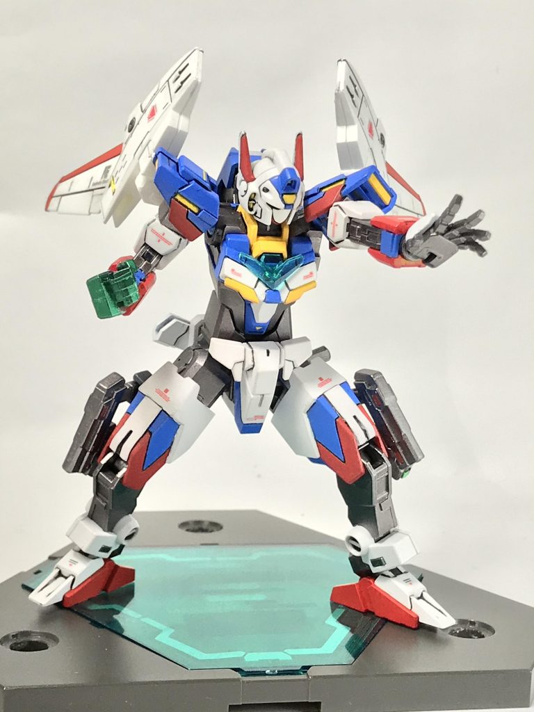 格闘戦も得意拳に念を込める