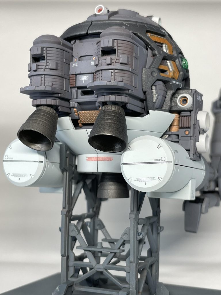 同じく内部フレーム、後らから。バックパックのとこ、もっと塗っておけば良かったです。 