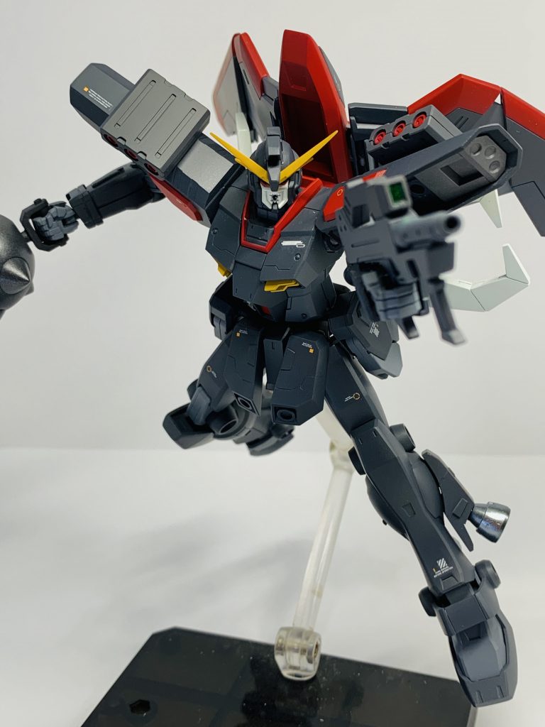 防盾砲だと大味な気がしたので取り回しのしやすいサブマシンガンを用意してみました