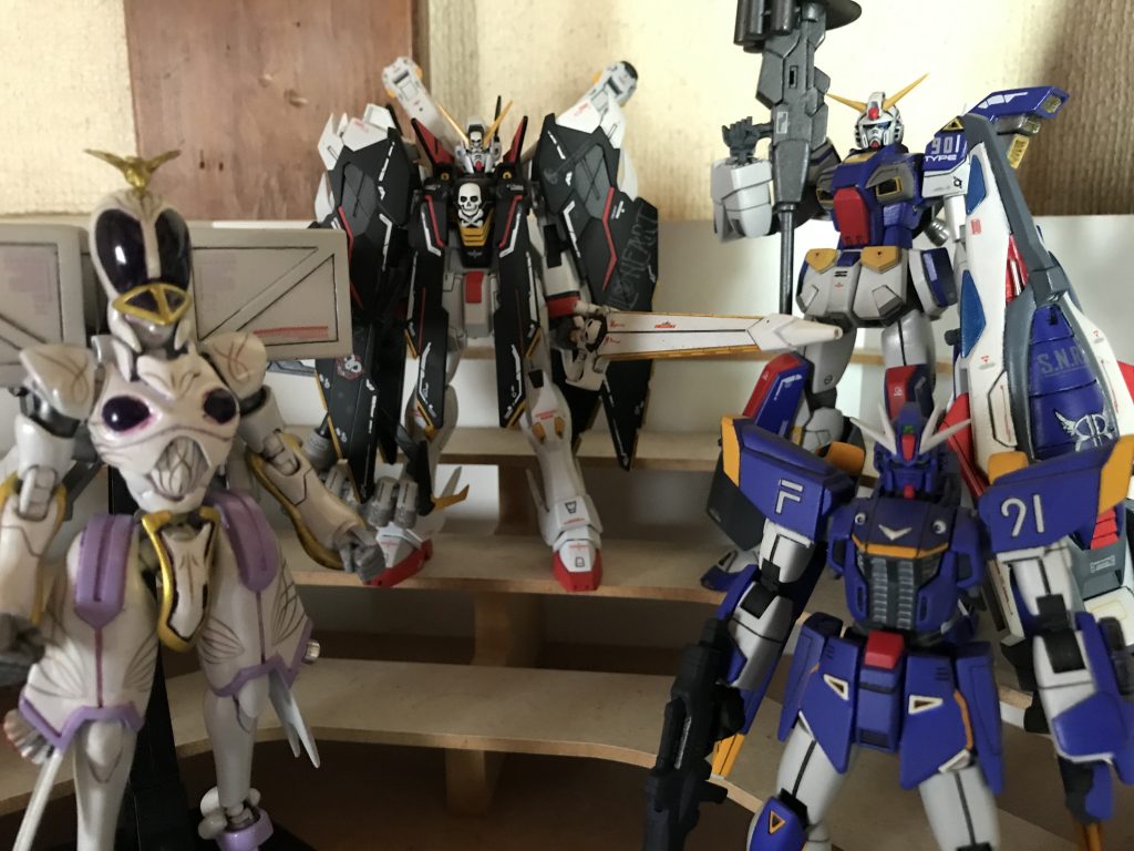 今回のF90を含め、「鋼鉄の7人」機体が4機まで揃いました😆暇を見て残りの3機も随時作製していく予定です😊