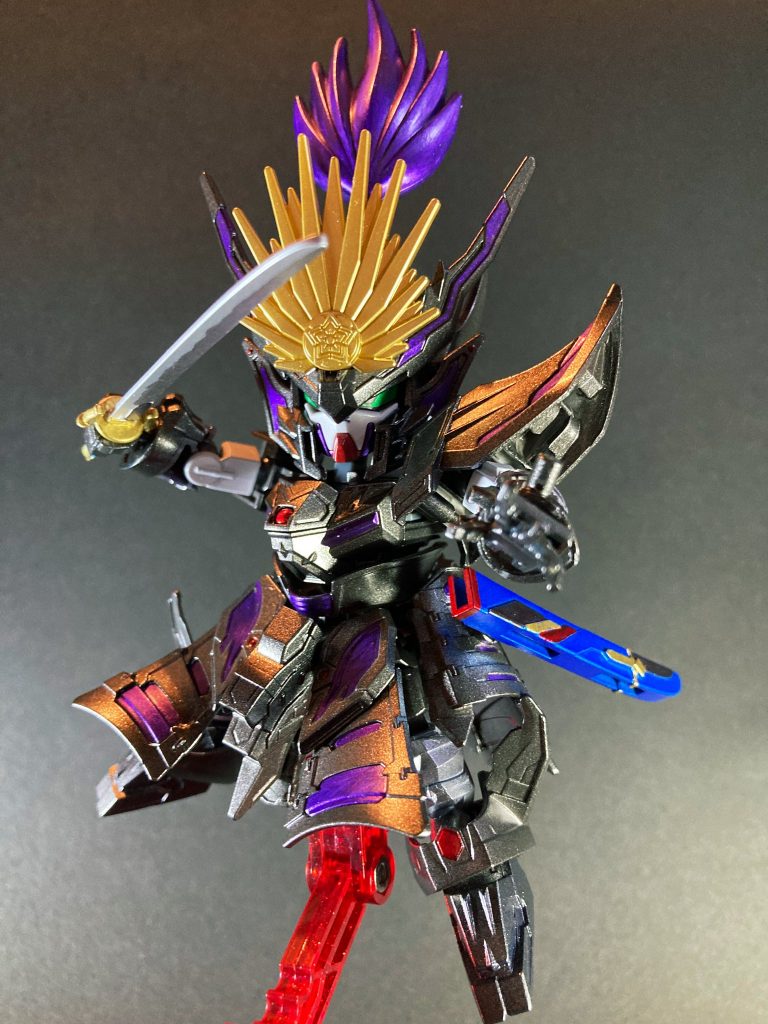 〜〜〜〜〜〜〜〜〜〜〜〜SDWヒーローズ・信長ガンダムエピオンの2体目を製作しました。カラーリングは旧作のSD戦国伝・武神降臨編に登場した織田信長頑駄無の配色をモチーフとしています。