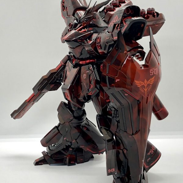 アクシズの火に映えるサザビー