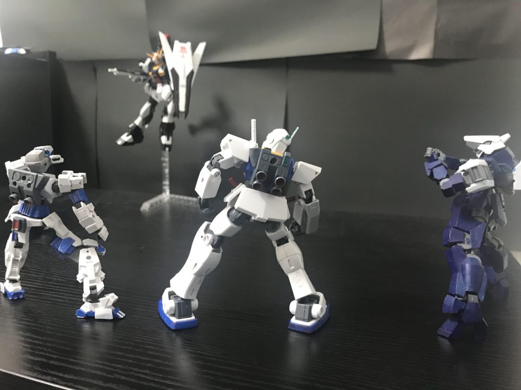 νsガンダムまたジムか…ん?一年前!