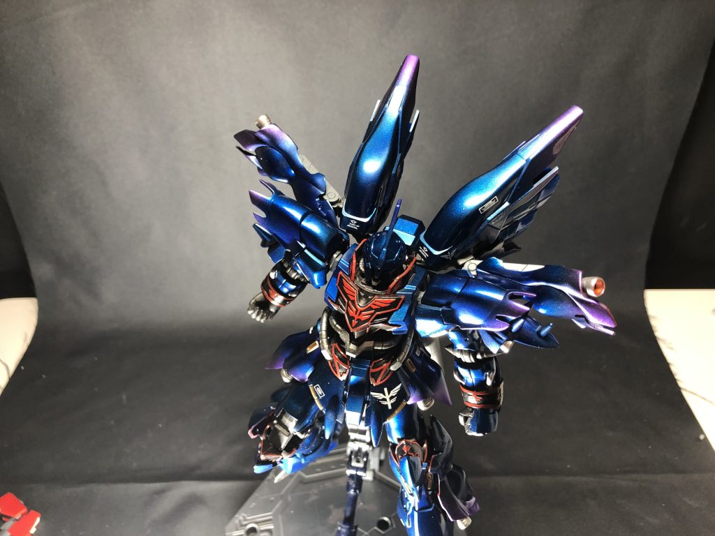 横にも結構広く動きます