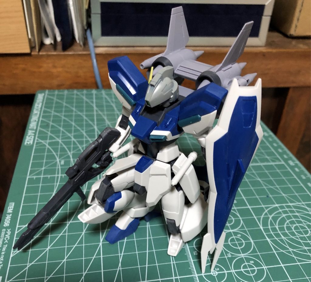 パチ組からの改造計画初期です。当初は電子戦仕様で考えてたので、EZSRの頭部が付いてます。意外と似合ってた?