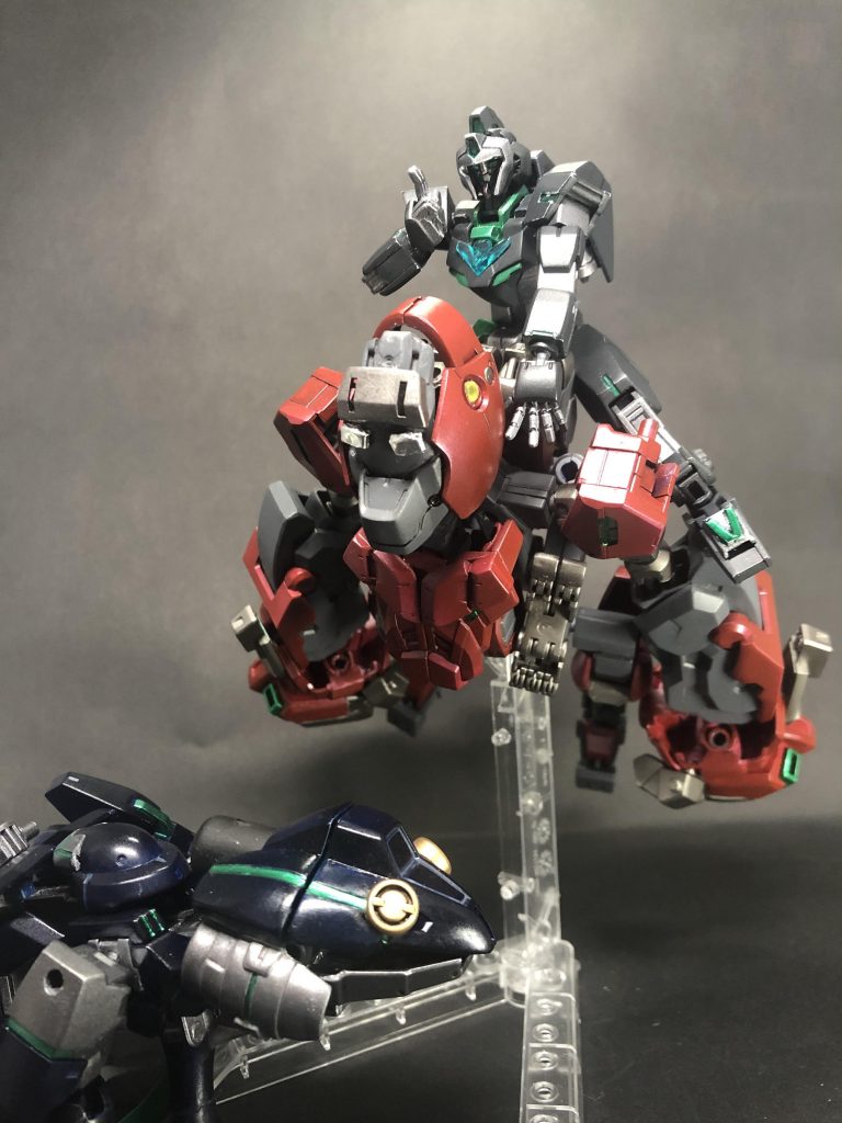 もちろんドッキングゴー出来ます！(頭と手の甲のアーマーは無いので、一応ハヤテ専用ってことになりますね)それではコアガンダム・ハヤテにアーマーを装着しましょう。イブキ「コアチェンジ！ジライヤ トゥ サルトビ！」