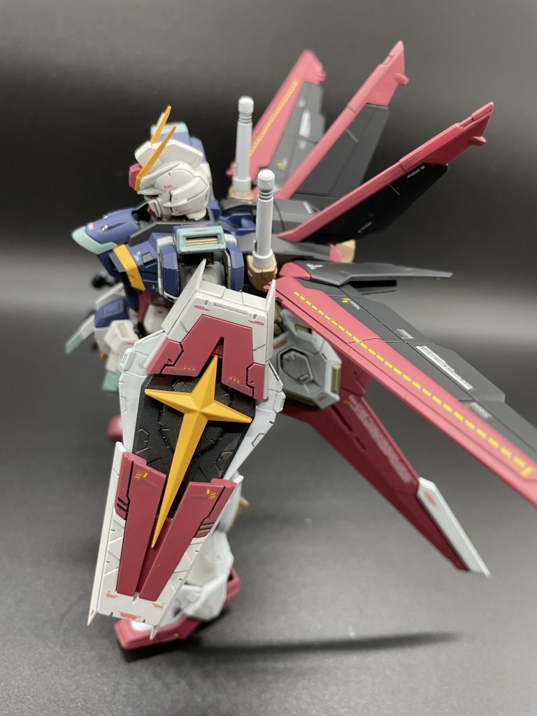 サフレスだと黄色等の発色しにくい色は立ち上げなど気にしないで良いのは便利だと思いました。